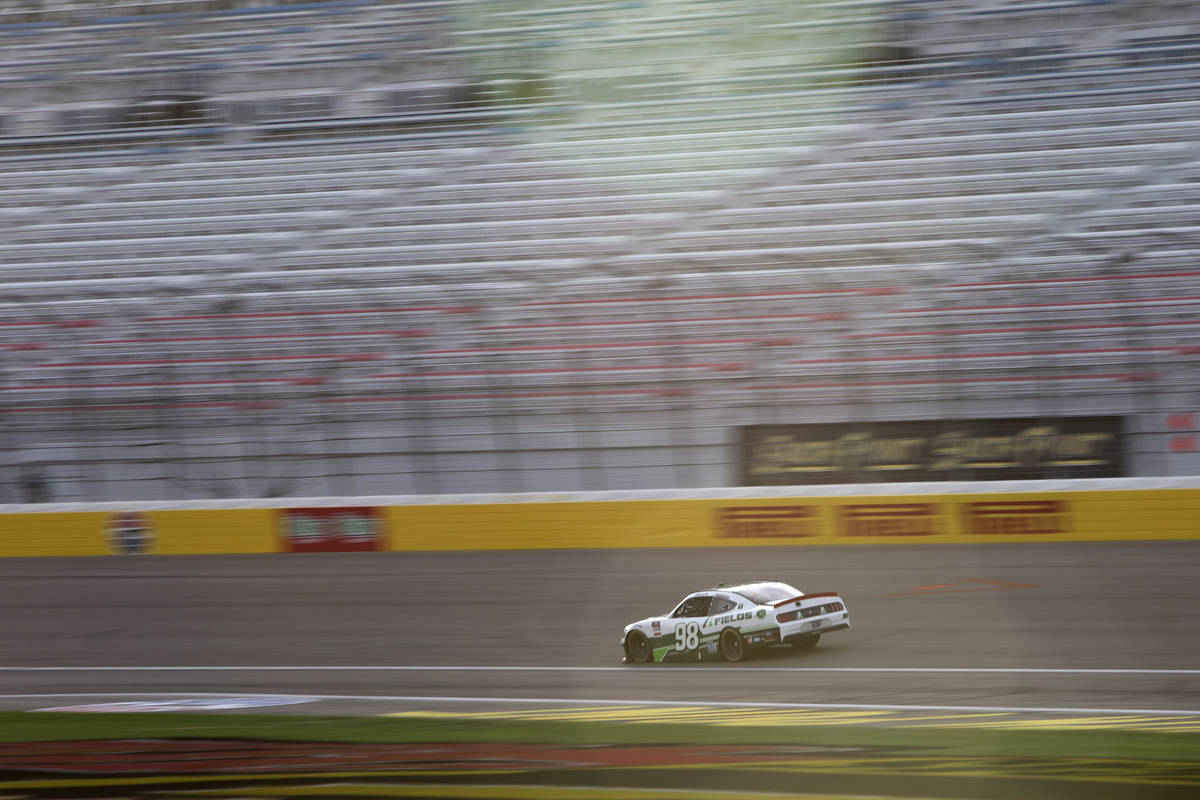 Chase Briscoe (98) drives the track during the NASCAR Xfinity Series auto race at Las Vegas Mot ...