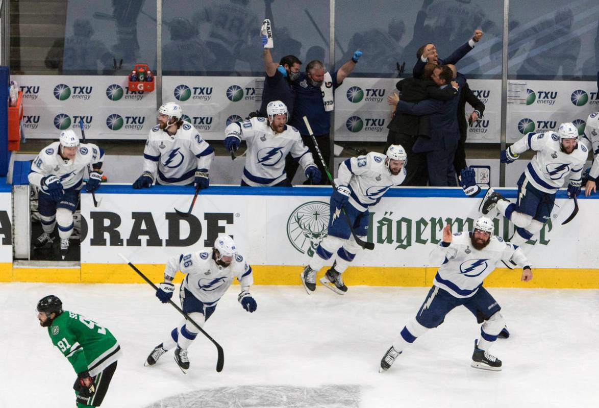 The NHL is throwing back for the first game of 2020