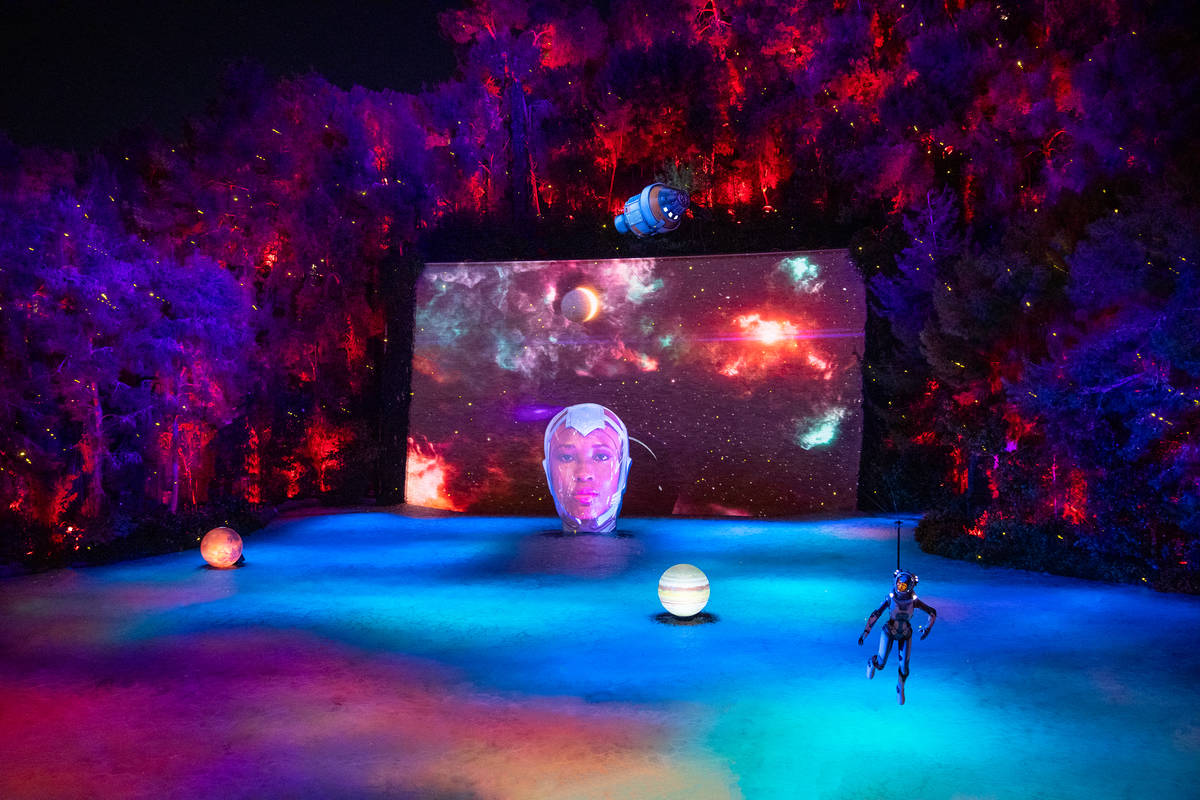 The "Space Oddity" scene is shown at Lake of Dreams at Wynn Las Vegas (Wynn Las Vegas)