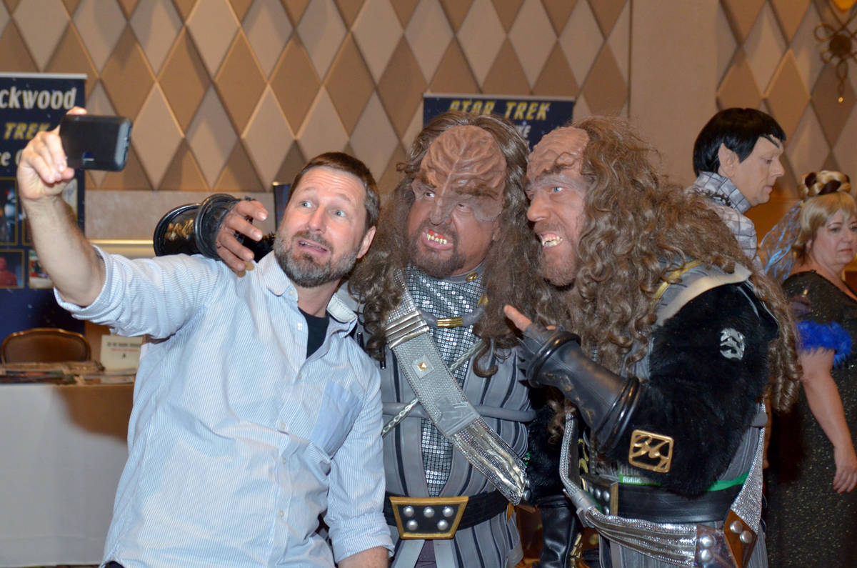 Las Vegas ‘Star Trek’ convention rescheduled for 2021 | Las Vegas Las Vegas ‘Star Trek’ convention rescheduled for 2021 | Las Vegas