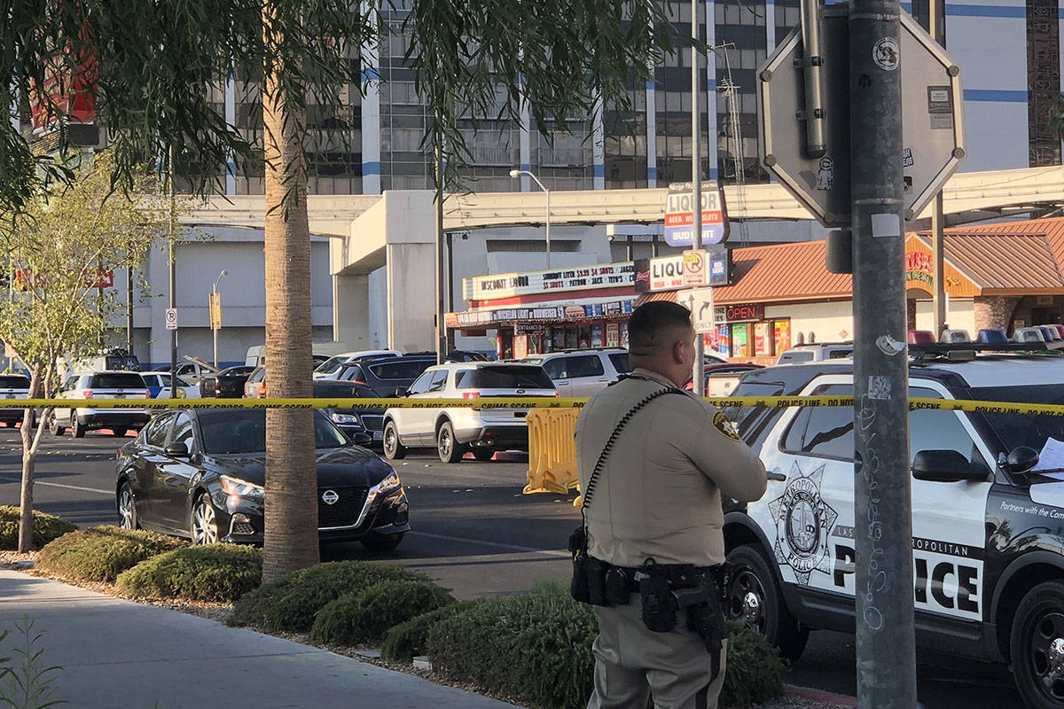 Police investigate a shooting Saturday, Sept. 26, 2020, outside Stage Door Casino, 4000 Linq La ...