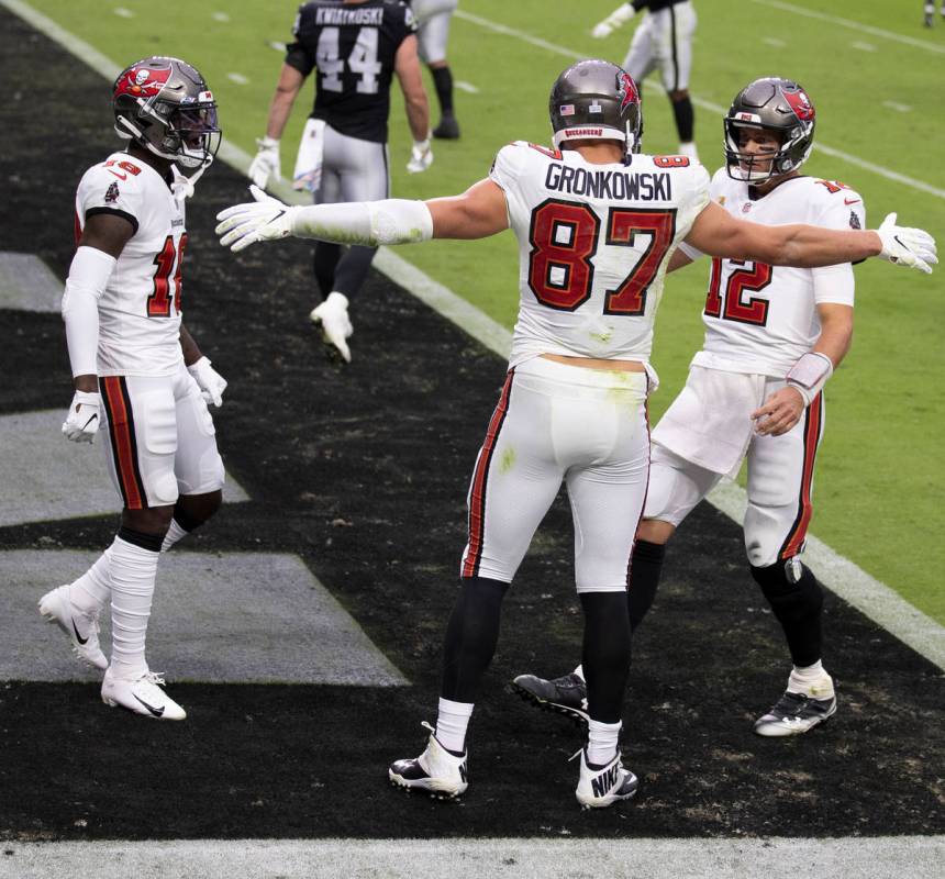 Tampa Bay Buccaneers tight end Rob Gronkowski (87) celebrates after scoring a touchdown with Ta ...