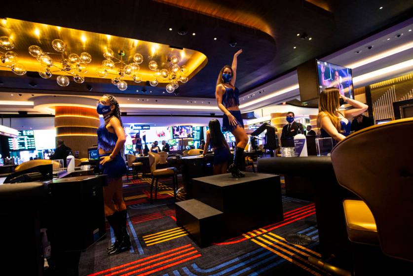 Circa impresses, amazes during grand opening — LIVE BLOG Las Vegas