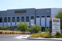 El Amazon Fulfillment Center, ubicado en 6001 E. Tropical Parkway, North Las Vegas, miércoles ...