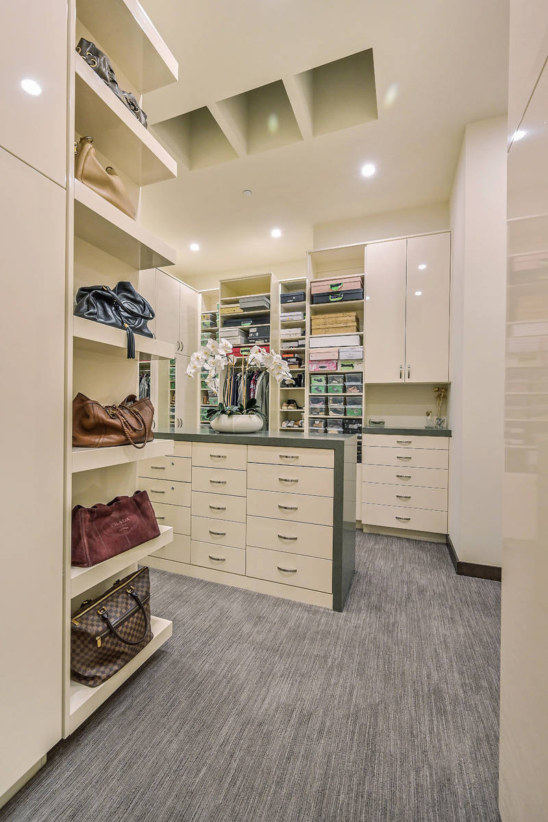 The master closet. (Huntington and Ellis)