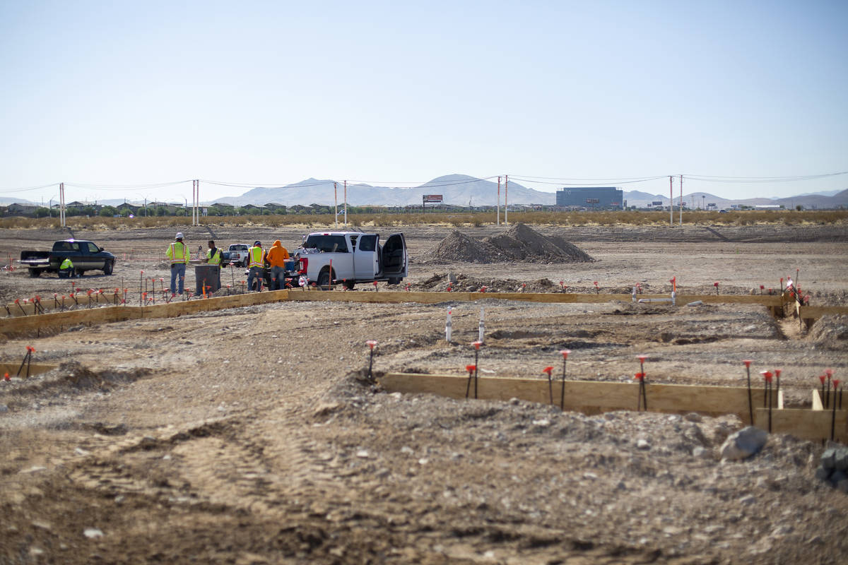 Construction workers at the site of Ariva, an apartment complex to-be on Las Vegas Boulevard no ...