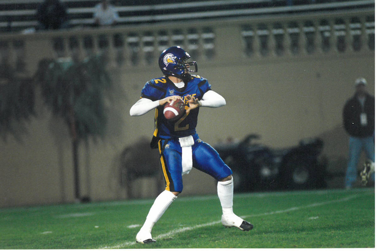 Marcus Arroyo as quarterback for the San Jose Spartans in 2001. (Ron Fried)