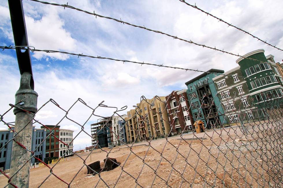 The unfinished ManhattanWest mixed-use project in Las Vegas is seen April 10, 2009. (Las Vegas ...