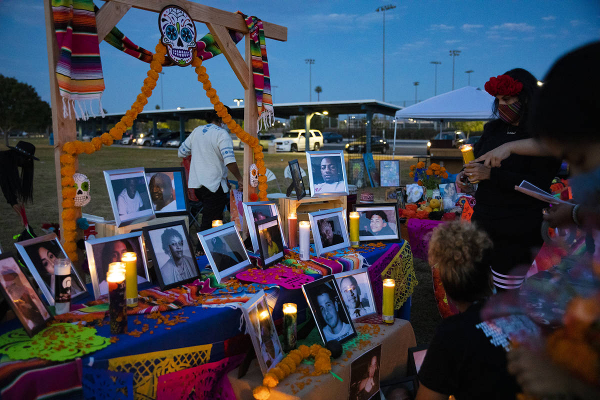 Dia de los Muertos celebration lights up Las Vegas park Las Vegas