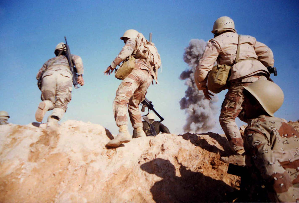 Veteran shares his photos from the Gulf War | Military | News