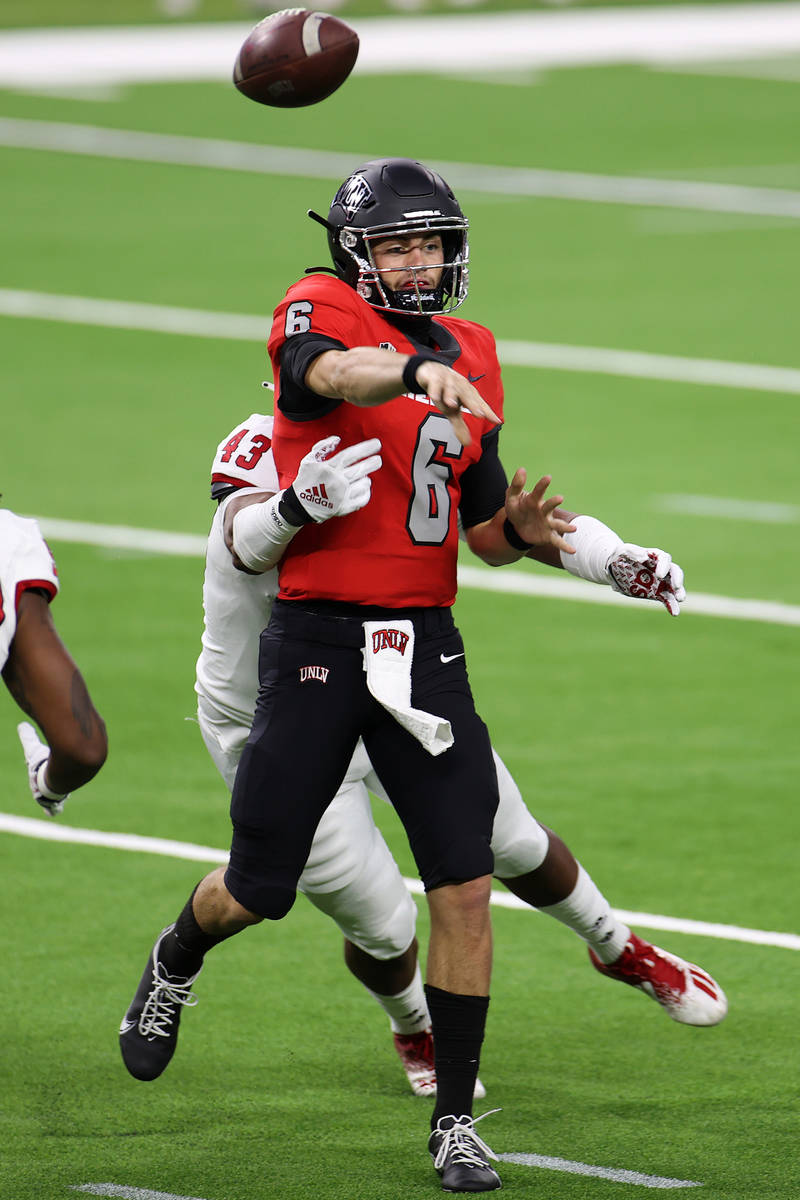 during the XX quarter of their NCAA football game at at Allegiant Stadium in Las Vegas, Saturda ...