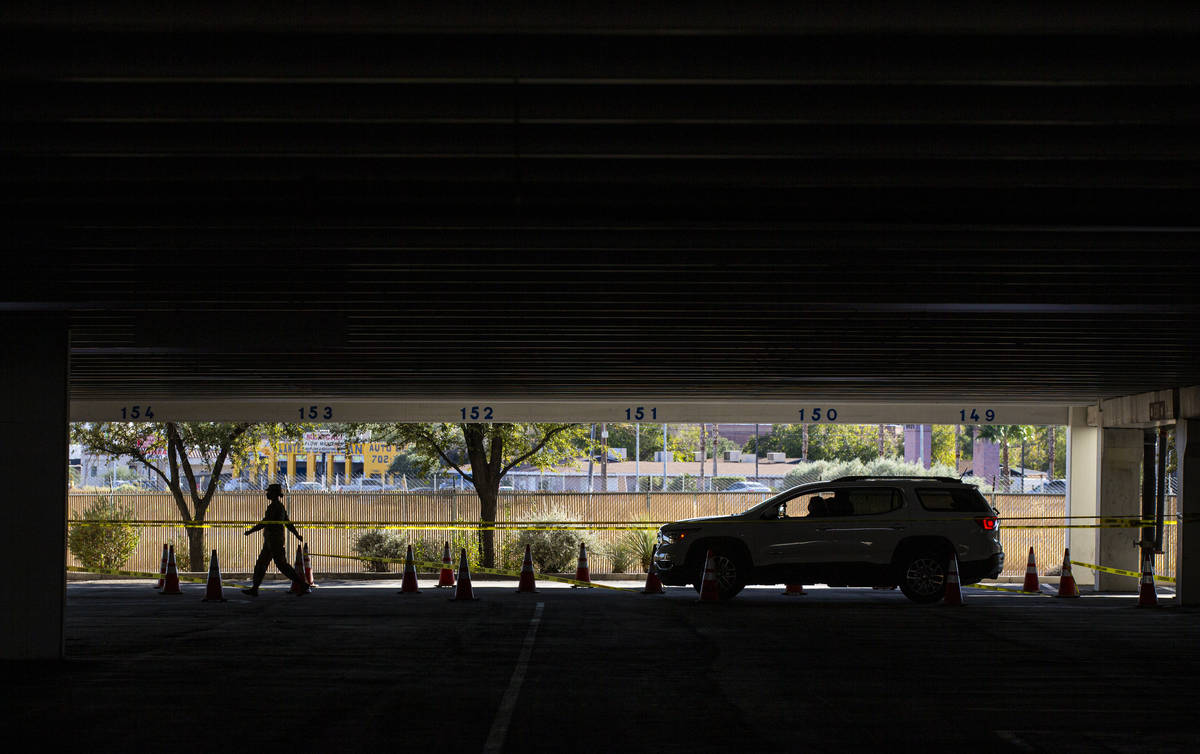 Clark County Commission Chairwoman Marilyn Kirkpatrick, in vehicle, drives to the testing area ...