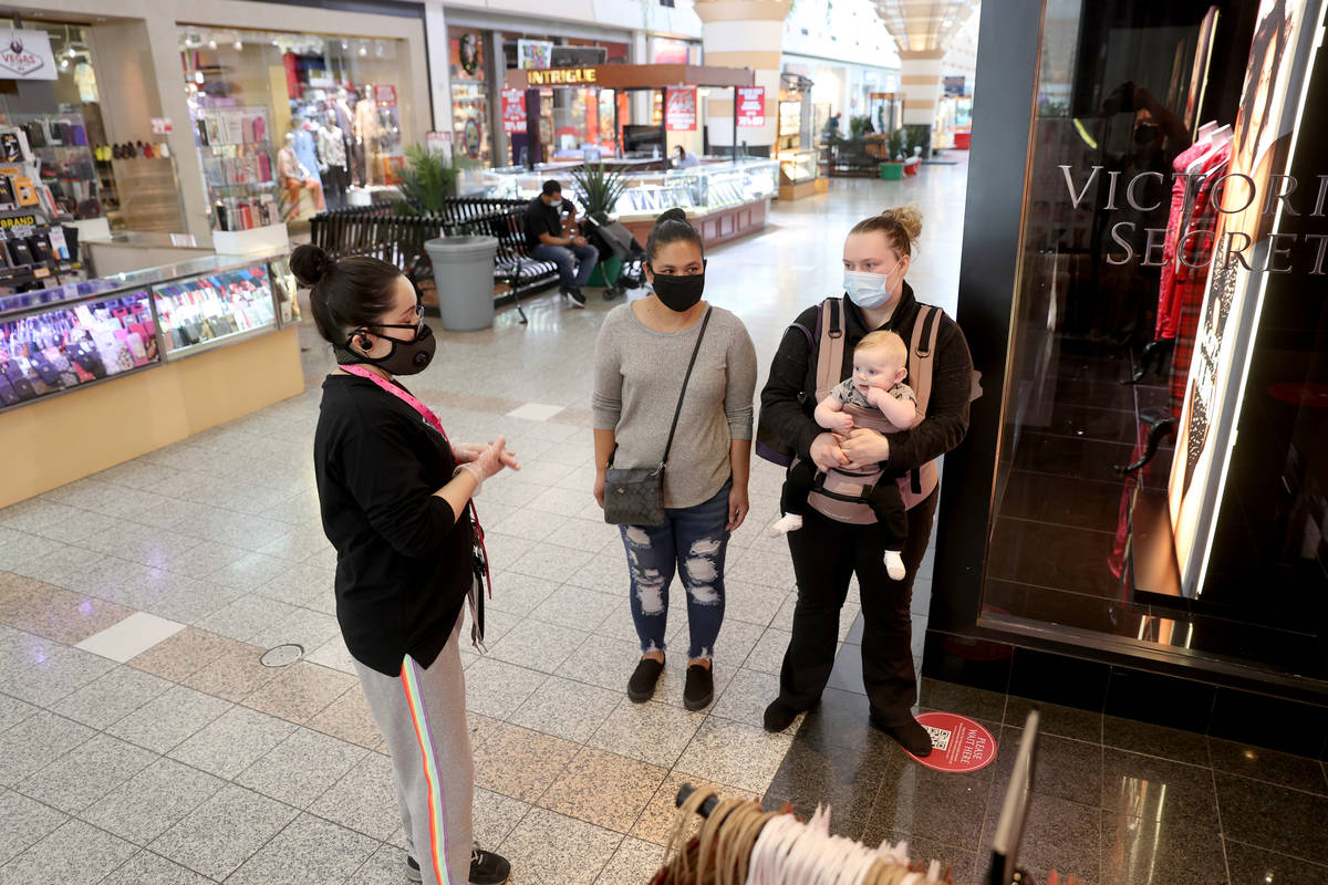 Thanksgiving Day: Retailers halt in-store shopping amid pandemic