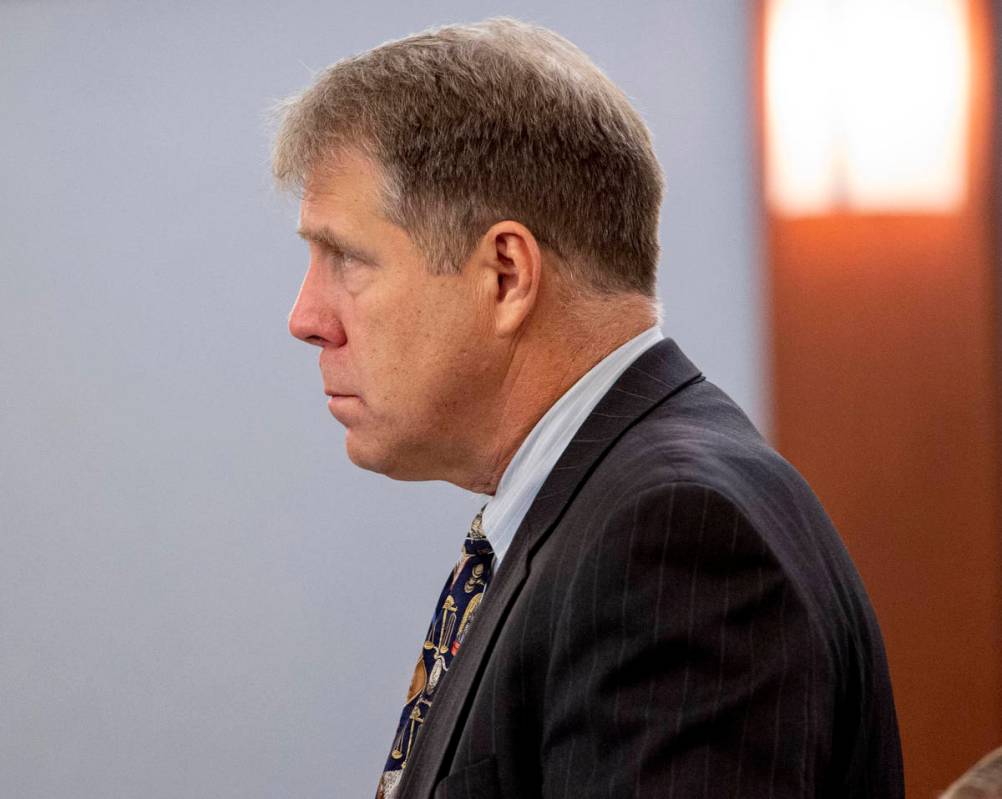 Defense attorney Craig Mueller speaks at the Regional Justice Center in Las Vegas on Dec. 3, 20 ...