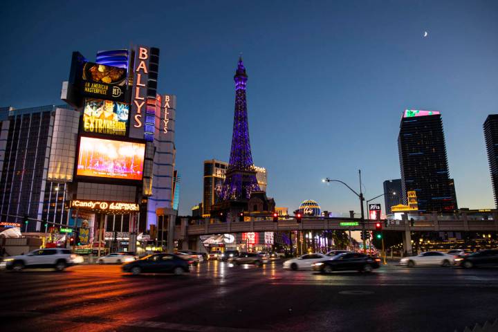 Traffic passes on the Las Vegas Strip Thursday, Nov. 19, 2020. (Chase Stevens/Las Vegas Review- ...