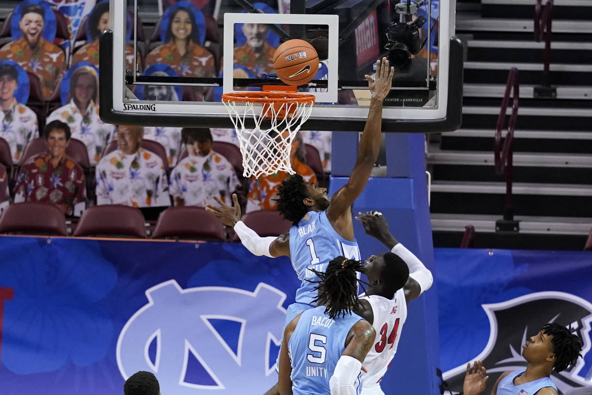 How the ‘unbelievable’ defense of UNC’s Leaky Black stomped out UNLV’s spark