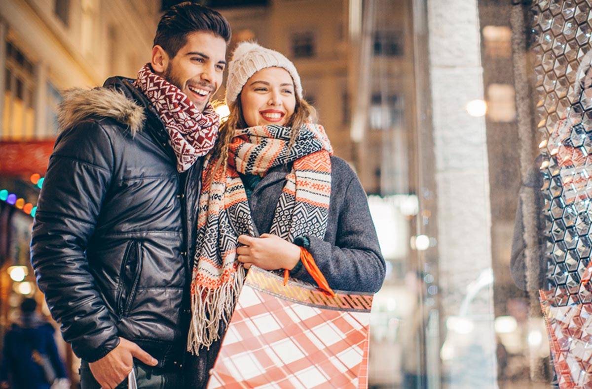 40 easy moves to save for holiday shopping