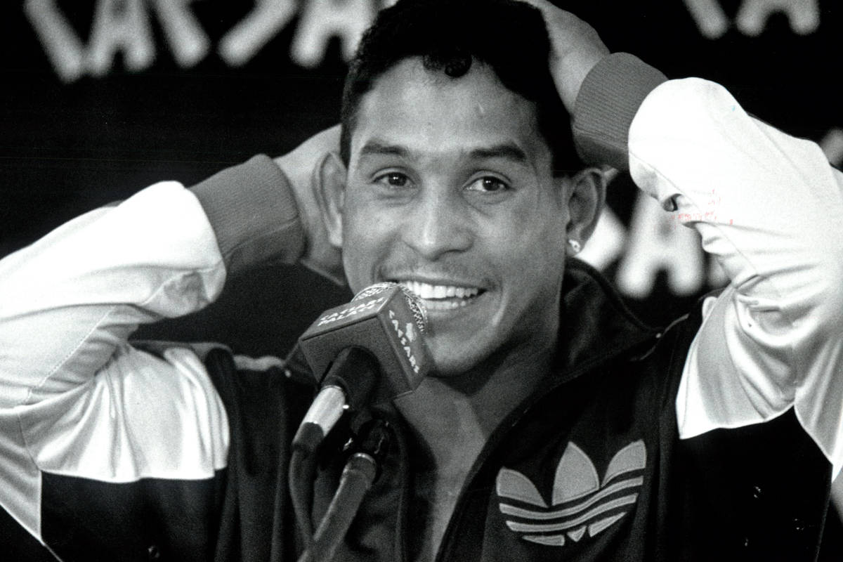 CAMACHO, HECTOR "MACHO" - 1991 HECTOR CAMACHO (TORU KAWANA/LAS VEGAS REVIEW-JOURNAL)