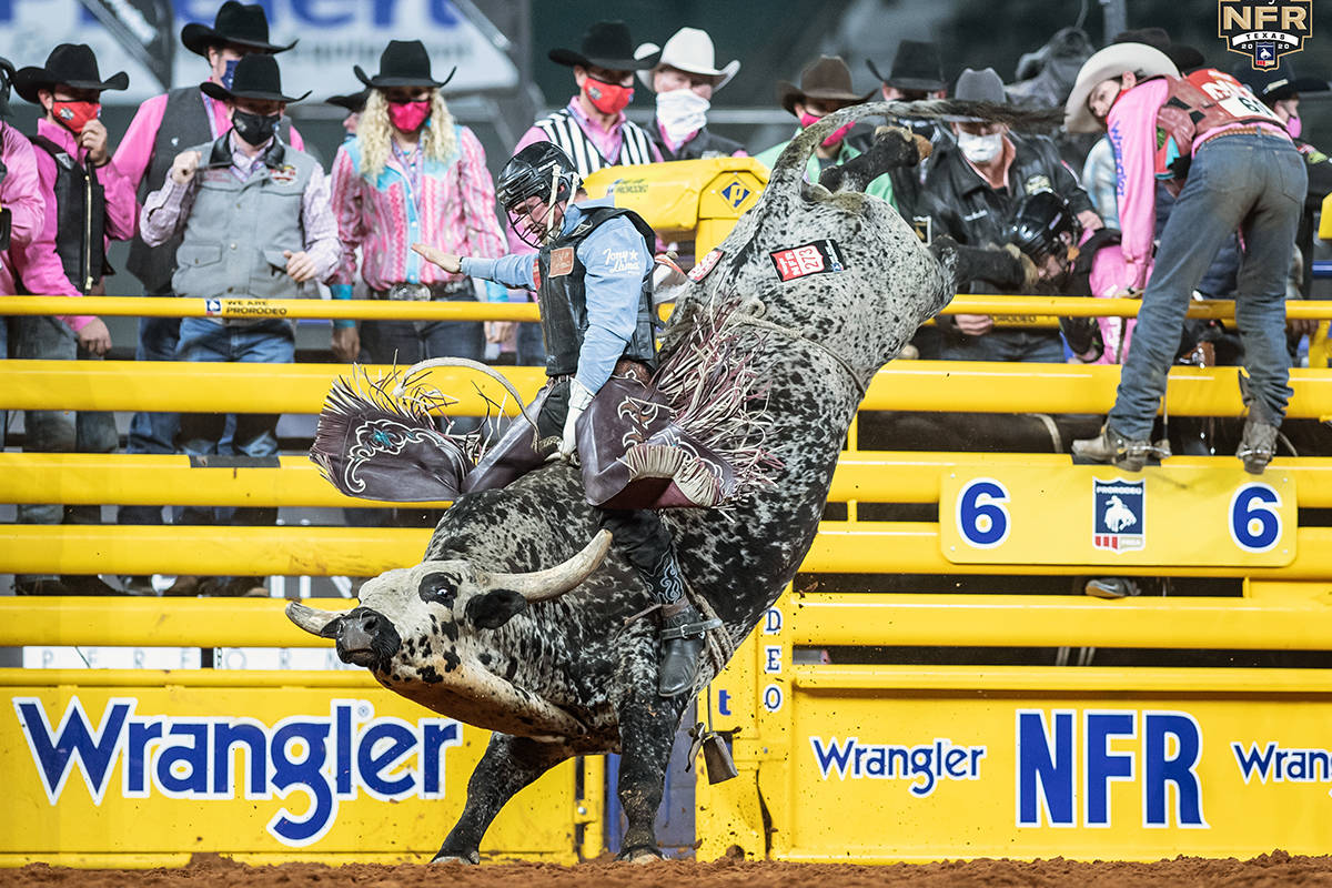 Ty Wallace performs during the fifth go-round of the National Finals Rodeo in Arlington, Texas, ...