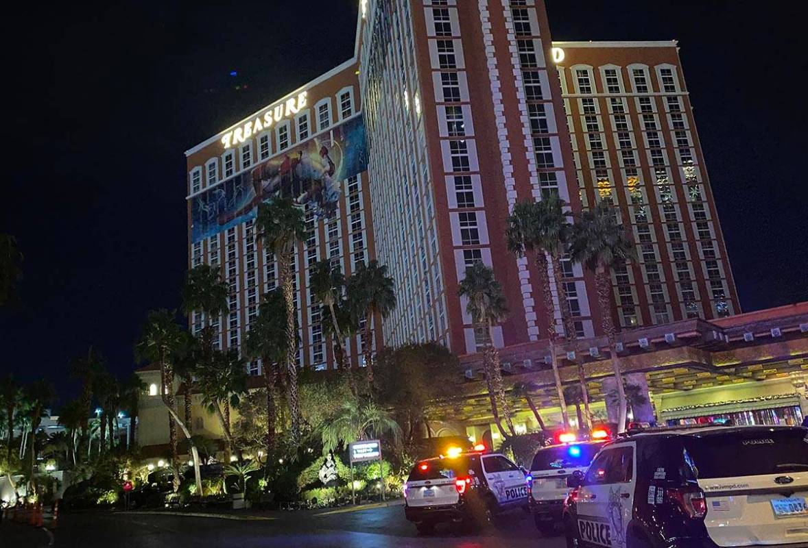 Las Vegas police vehicles at Treasure Island on Thursday, Dec. 10, 2020. (Glenn Puit/Las Vegas ...