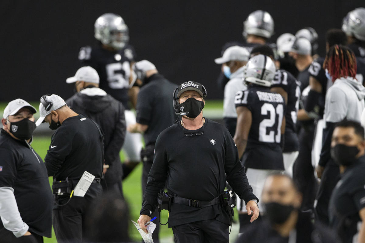 Playoff hopes for Raiders essentially die in overtime loss to Chargers | Ed  Graney | Sports | Sports Columns