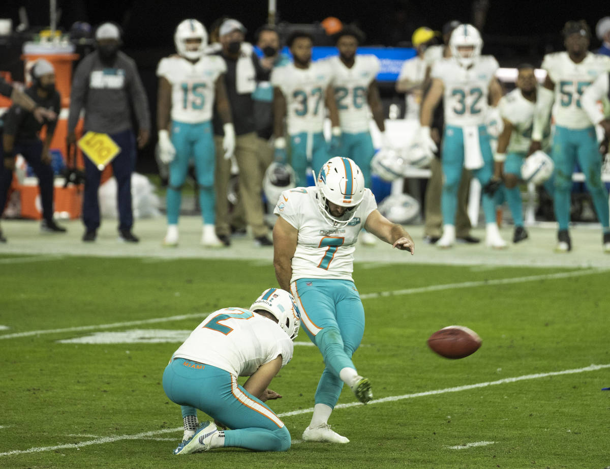 miami dolphins 4th and 7