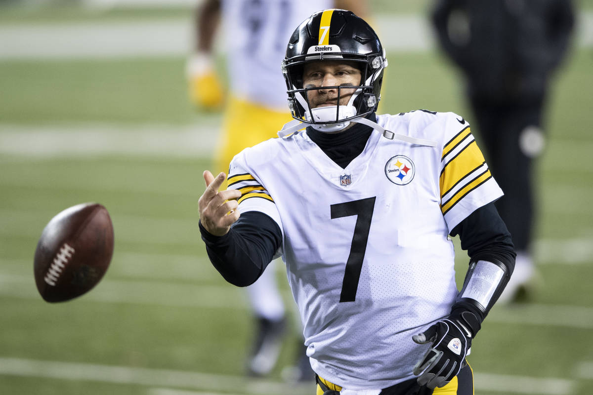 Pittsburgh Steelers quarterback Ben Roethlisberger (7) runs off the field after an NFL football ...