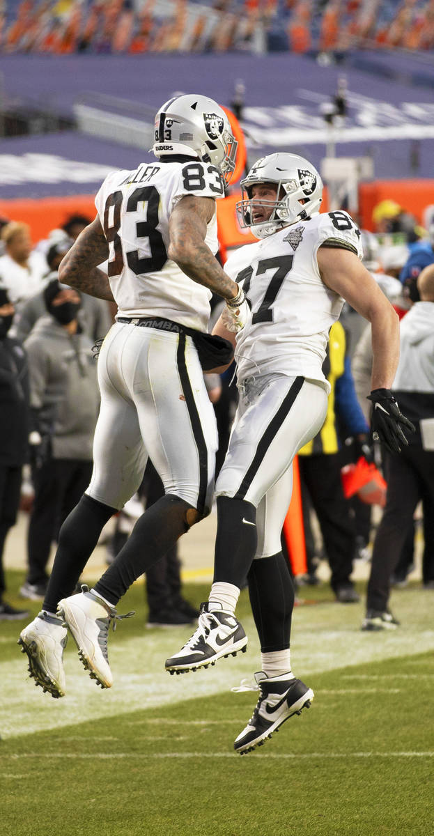 Raiders tight end Darren Waller (83) celebrates after scoring a touchdown in the second quarter ...