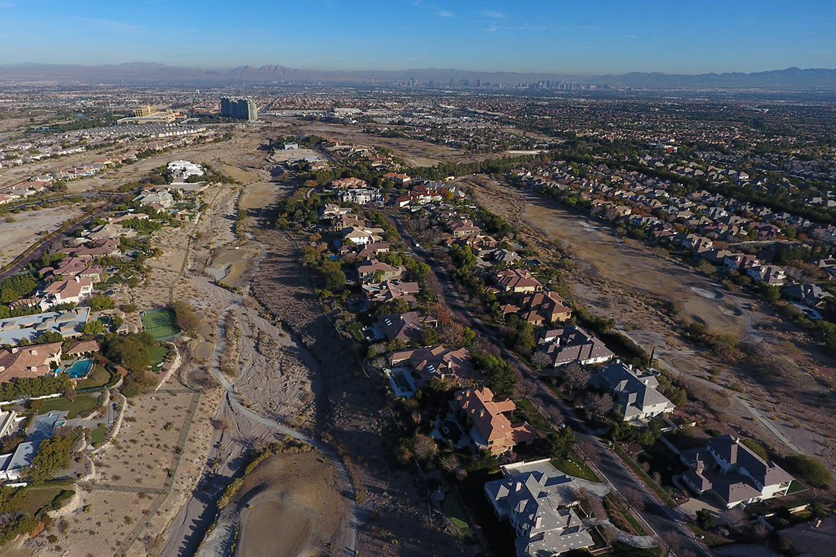 Aerial view of former Badlands golf course as seen from Hualapai Way in Summerlin on Wednesday, ...