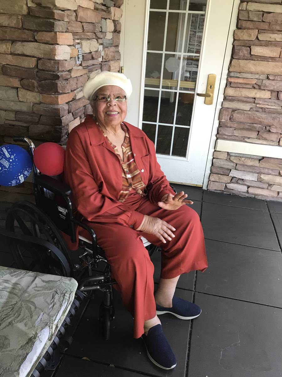 Barbara Tinch, then 86, smiles for a photo at her home at The Heights of Summerlin late last ye ...