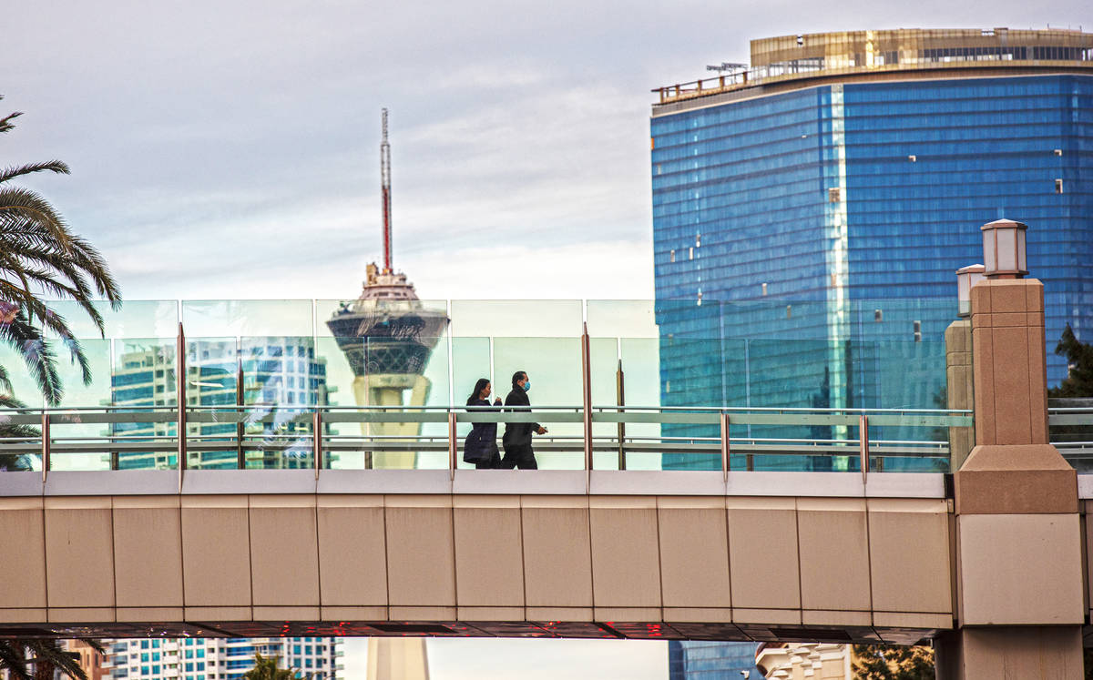 The Strip is largely empty on Thursday, Jan. 28, 2021, in Las Vegas. (Benjamin Hager/Las Vegas ...