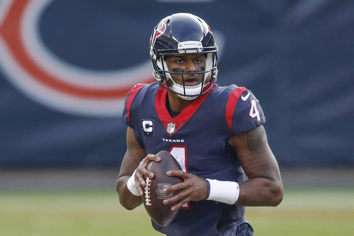 Houston Texans quarterback Deshaun Watson (4) looks to pass the ball during the second half of ...