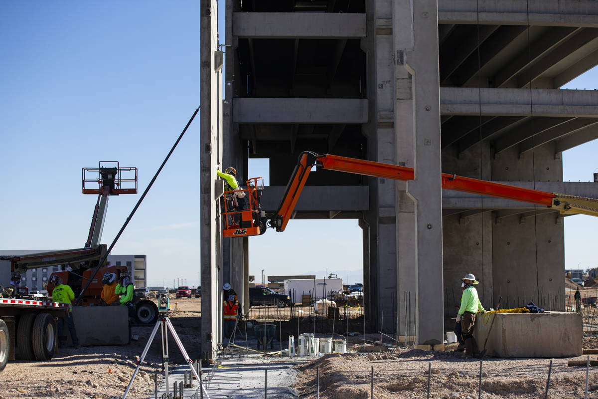 Constuction continues on the UnCommons mixed-use project in southwest Las Vegas on Wednesday, F ...