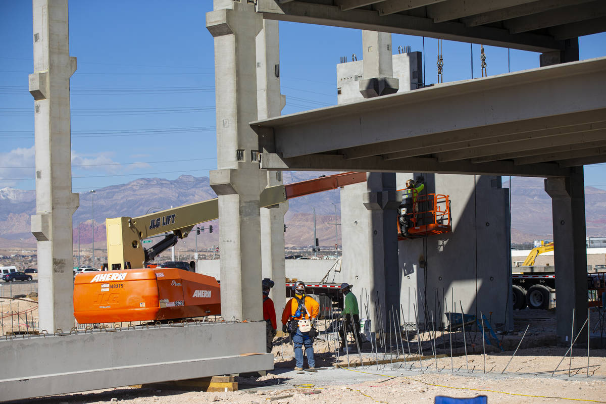 Constuction continues on the UnCommons mixed-use project in southwest Las Vegas on Wednesday, F ...