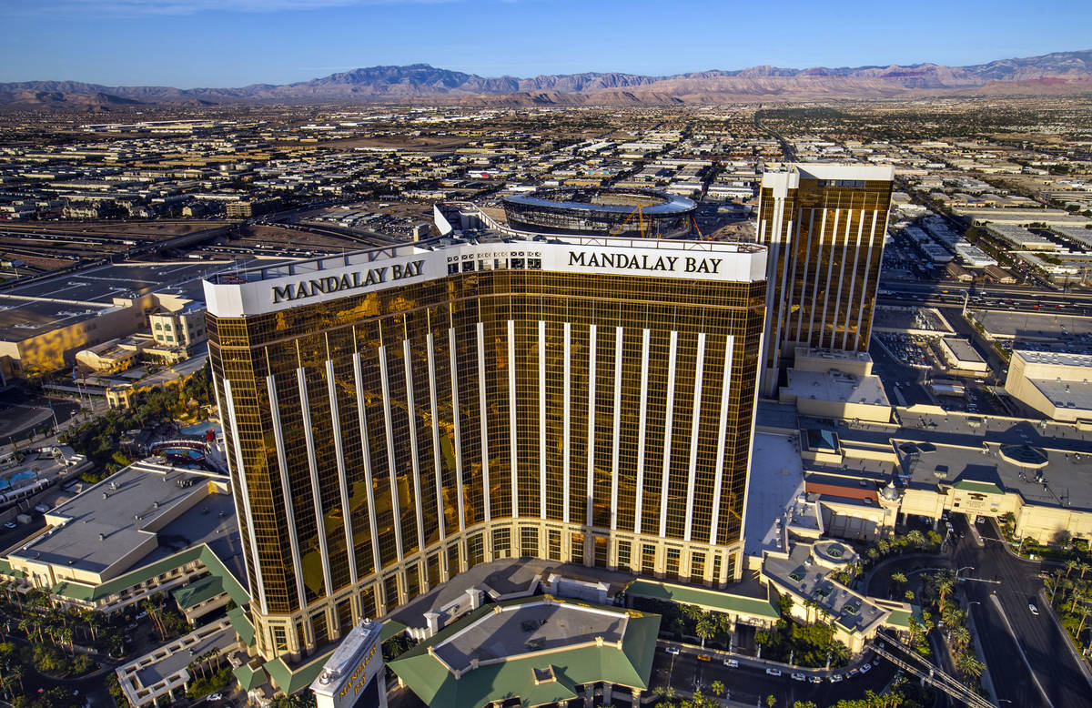 Mandalay Bay - Hotel Review