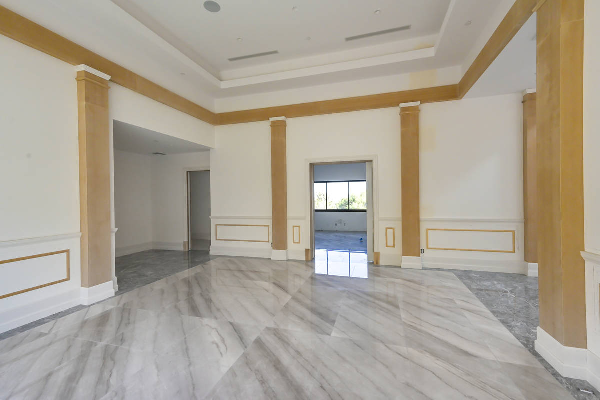 The Mediterranean-style home measures 18,210 square feet on 1.33 acres. (Luxurious Real Estate)