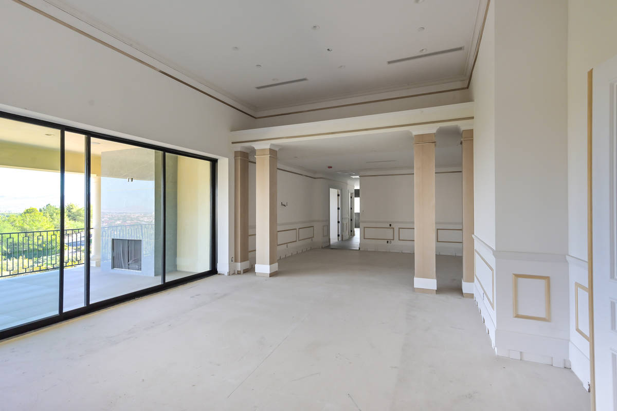 The first floor opens to the patio. (Luxurious Real Estate)
