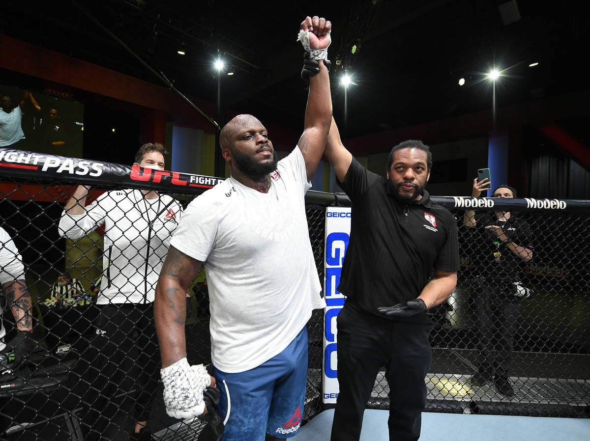 Derrick Lewis KOs Curtis Blaydes at UFC Fight Night 185, MMA UFC