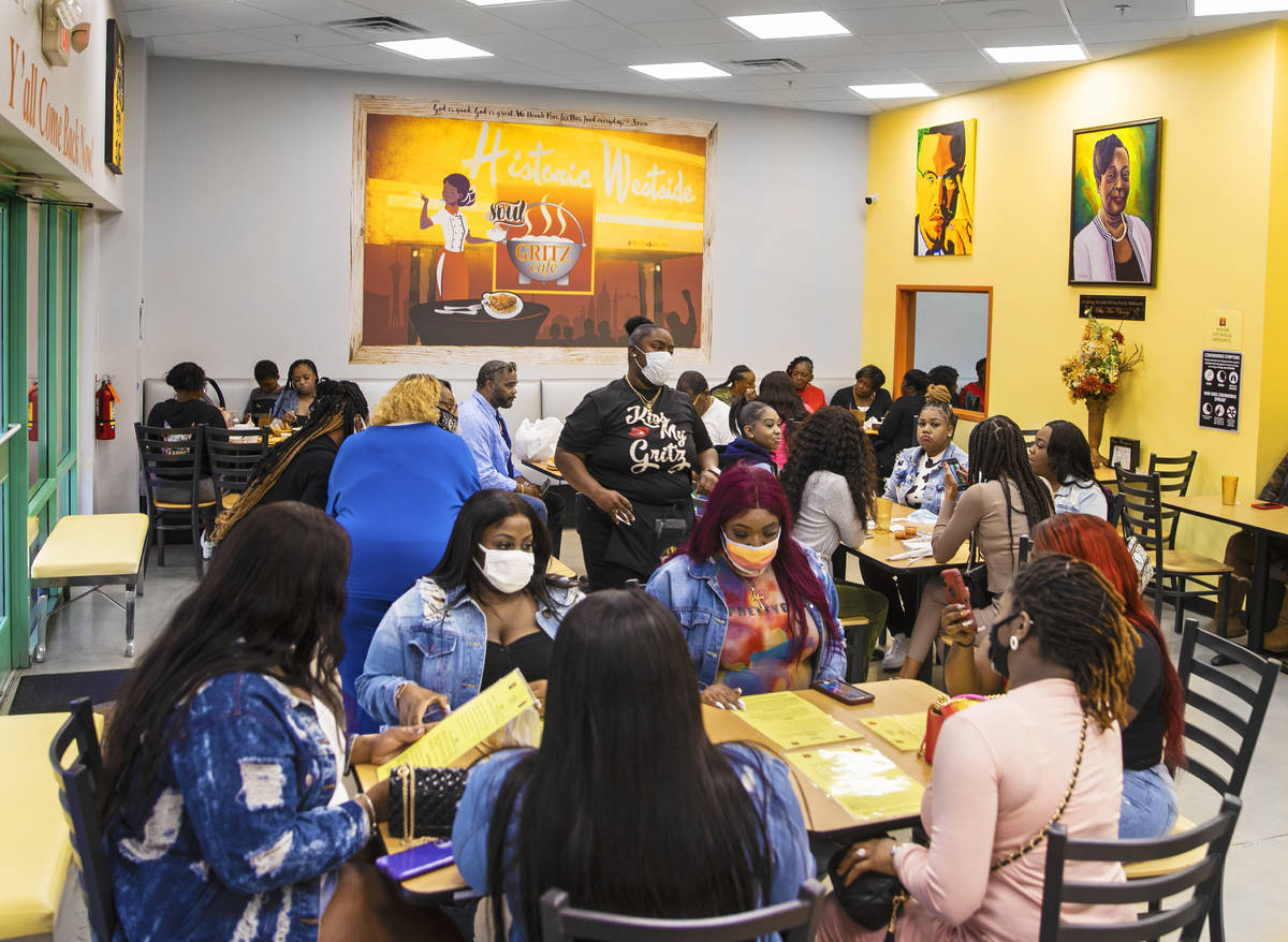 Customers fill the dining room during lunch at Gritz Cafe on Saturday, Feb. 27, 2021, in Las Ve ...