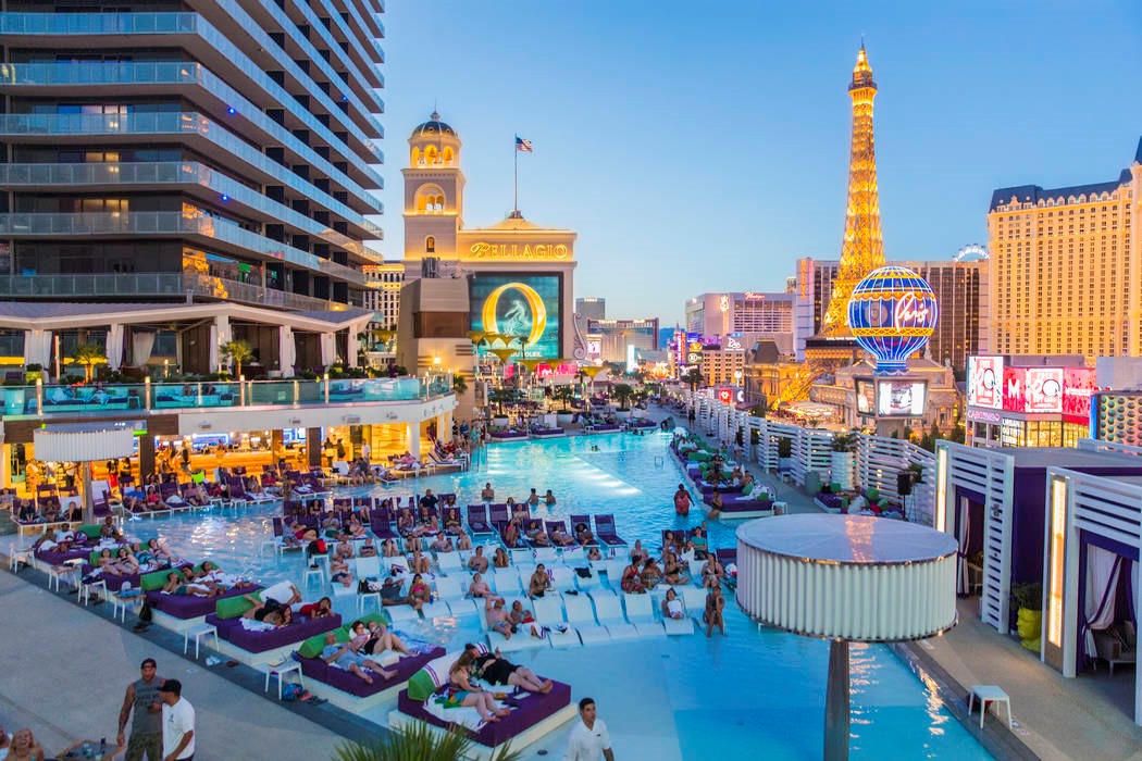 Paris Las Vegas cabana tour and pool! 2021 