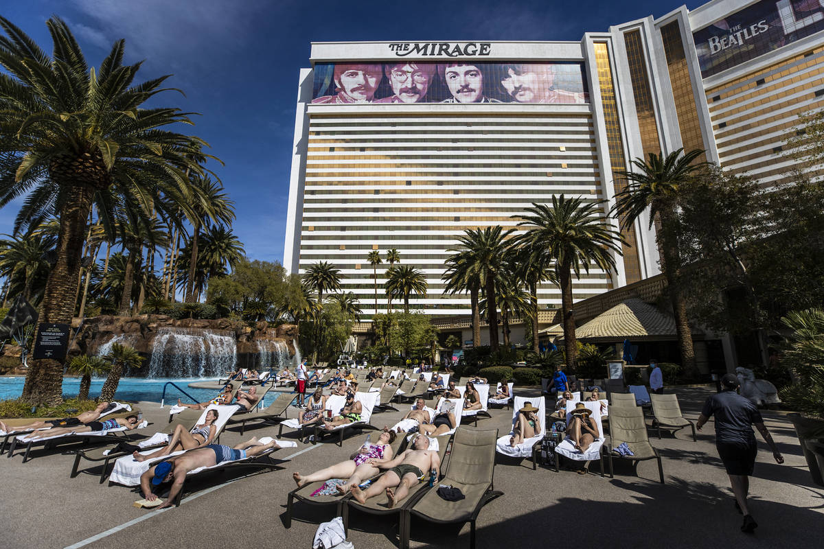 9 Las Vegas Pools to See and Be Seen This Summer