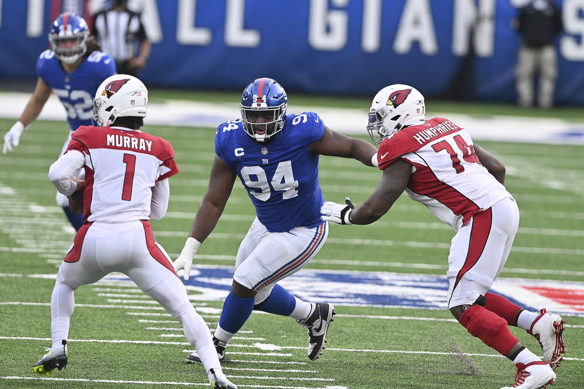 New York Giants defensive tackle Dalvin Tomlinson (94 New York Giants defensive tackle Dalvin Tomlinson (94