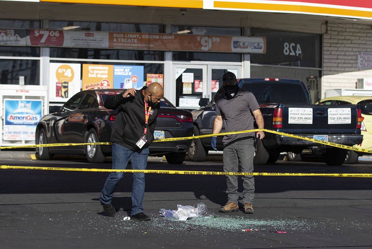 The Metropolitan Police Department is investigating a homicide at a Circle K convenience store ...