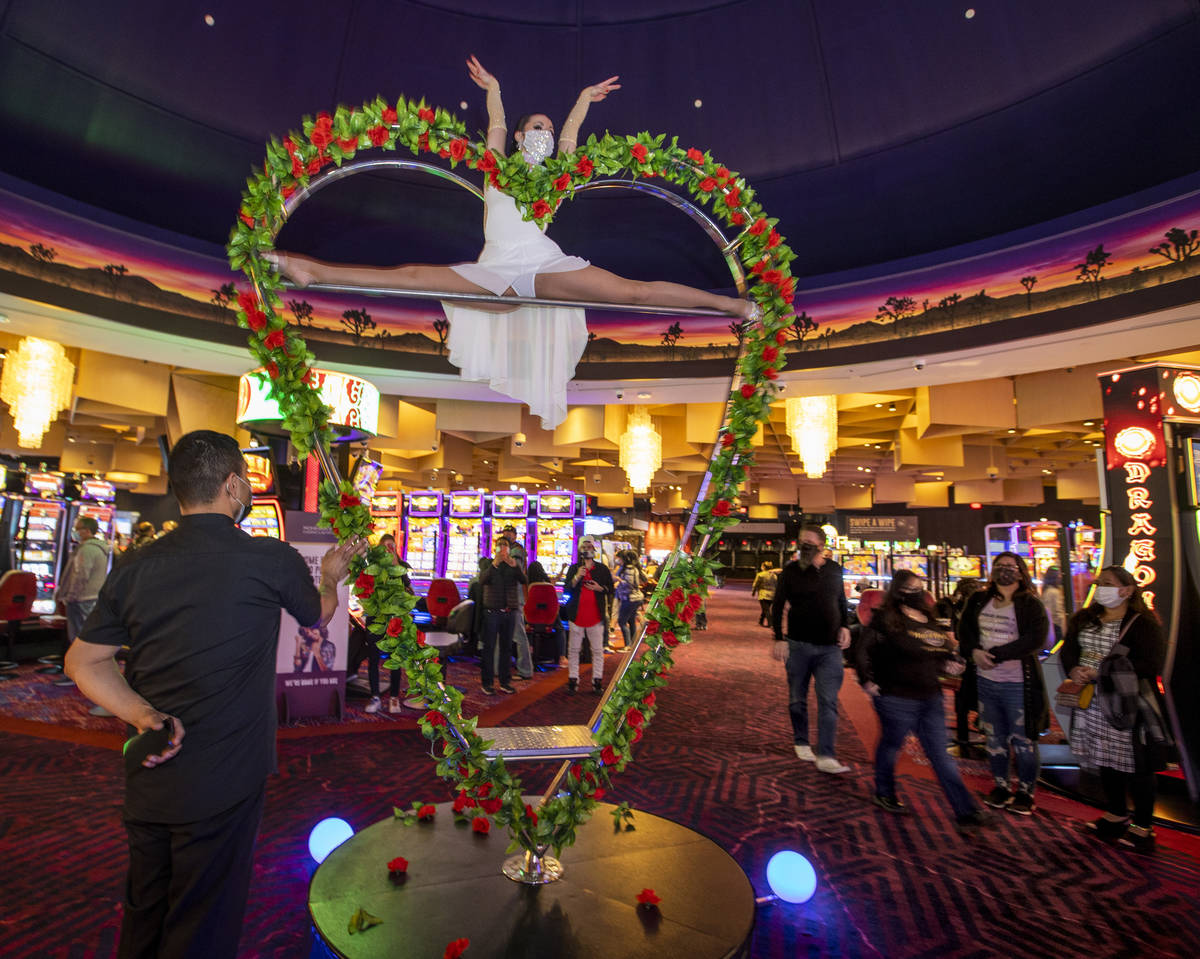 Virgin Hotels Las Vegas opens at former Hard Rock site — VIDEO Las