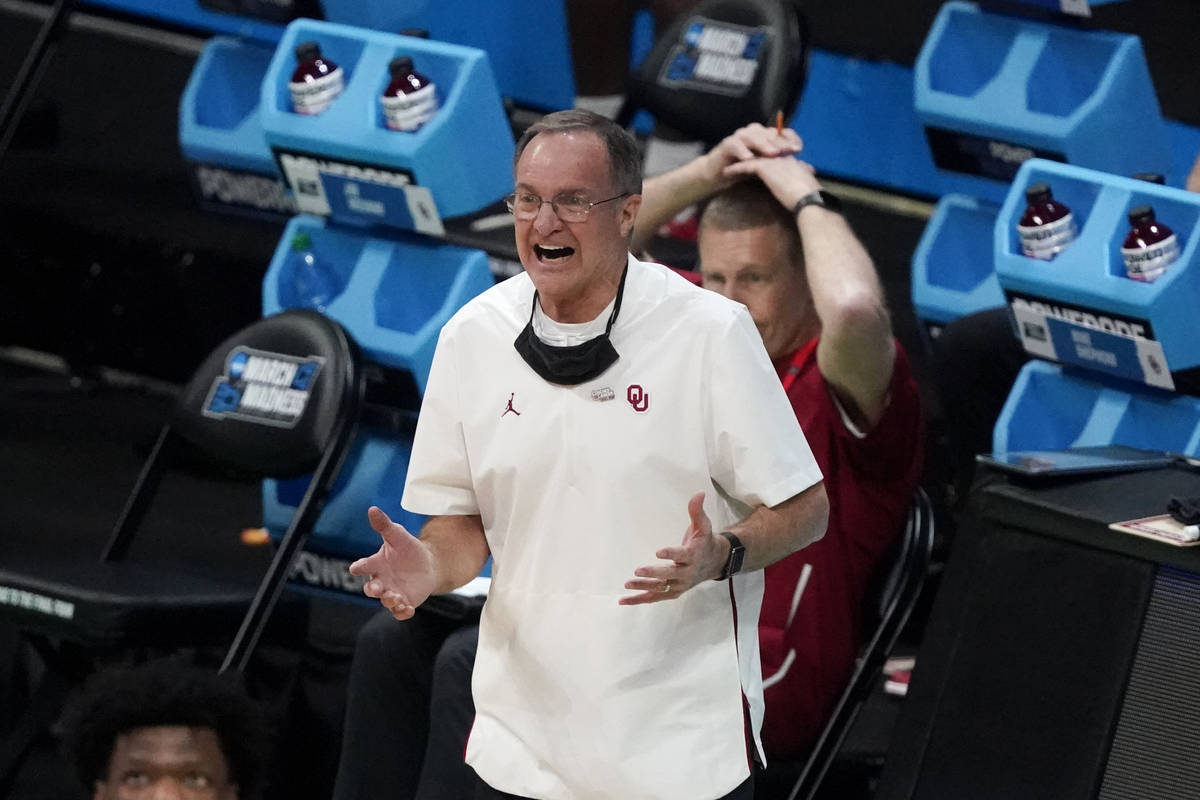 Oklahoma head coach Lon Kruger reacts during the first half of a first-round game against Misso ...