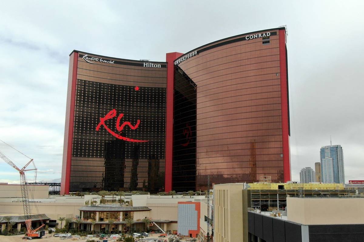 Las Vegas - Circa July 2017: Apple Store Retail Mall Location