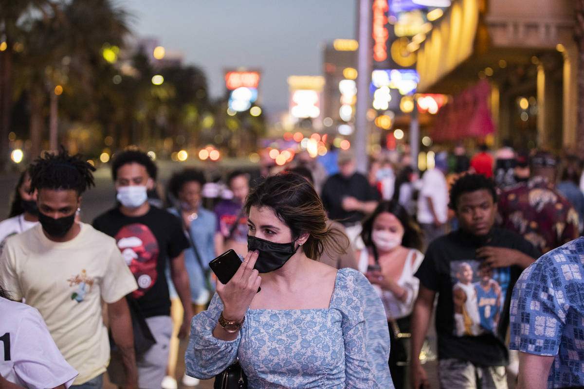 The Las Vegas Strip is packed on Tuesday, April 13, 2021, in Las Vegas. (Benjamin Hager/Las Veg ...