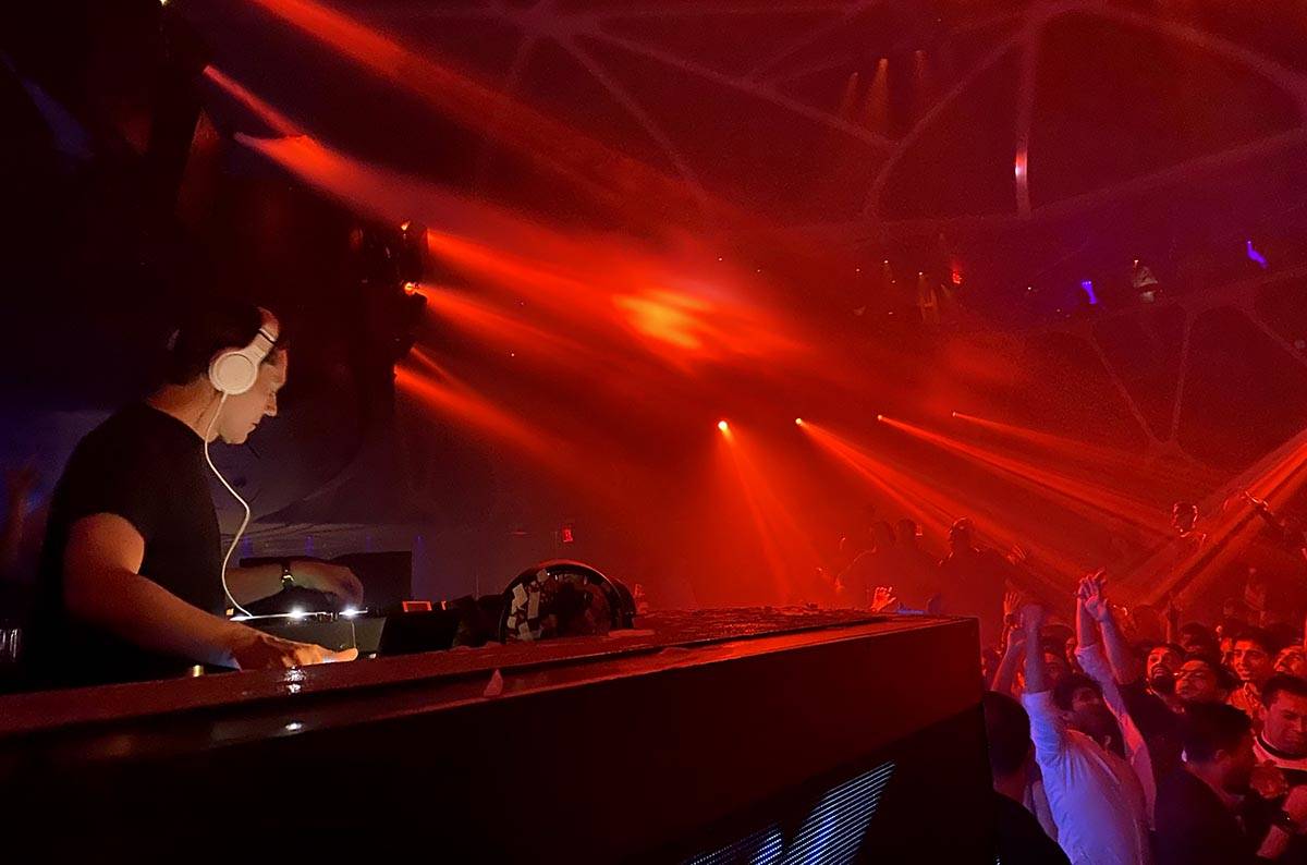 Tiesto performs during the DreamlandXR Closing Night Party at Hakkasan Nightclub at the MGM Gra ...