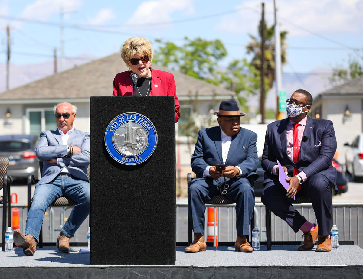 Las Vegas Mayor Carolyn Goodman addresses the crowd at an unveiling of "Queen of Arts" sculptur ...