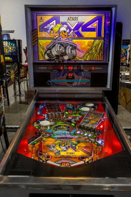 The Vegas Pinball Hall of Fame astounds us with a huge, rare collection